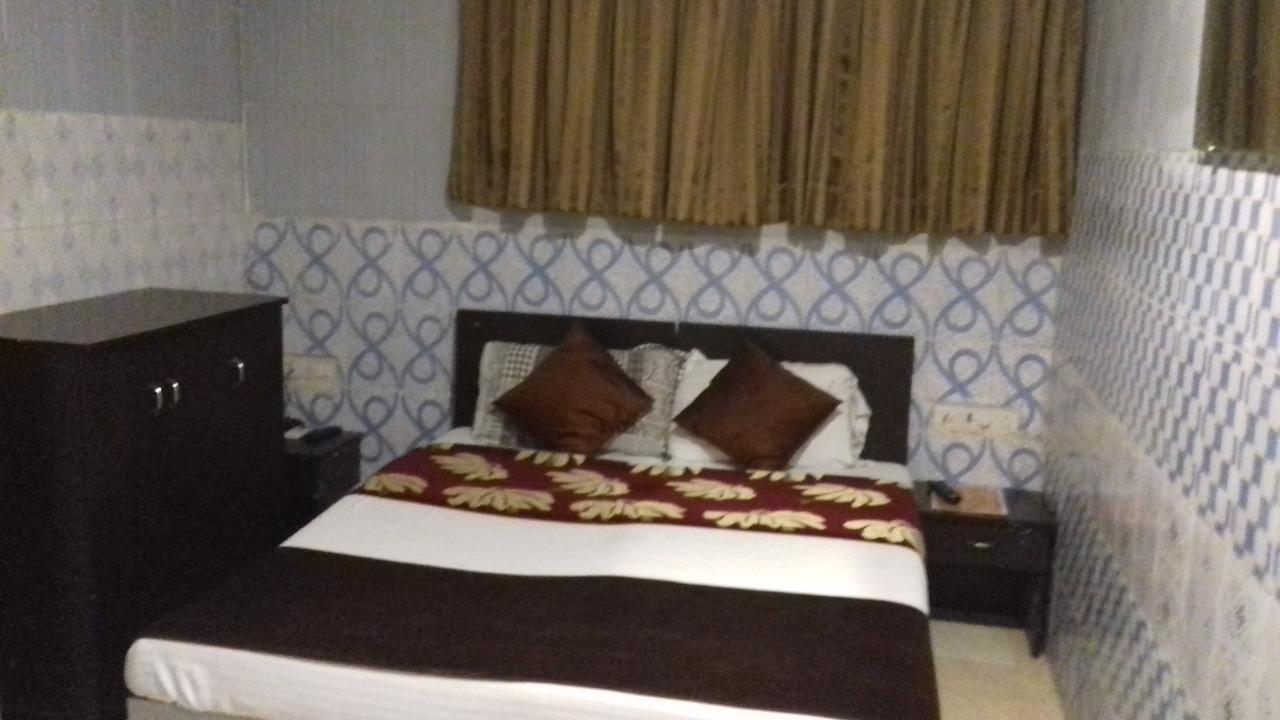 Hotel Majesty Palace 孟买 外观 照片