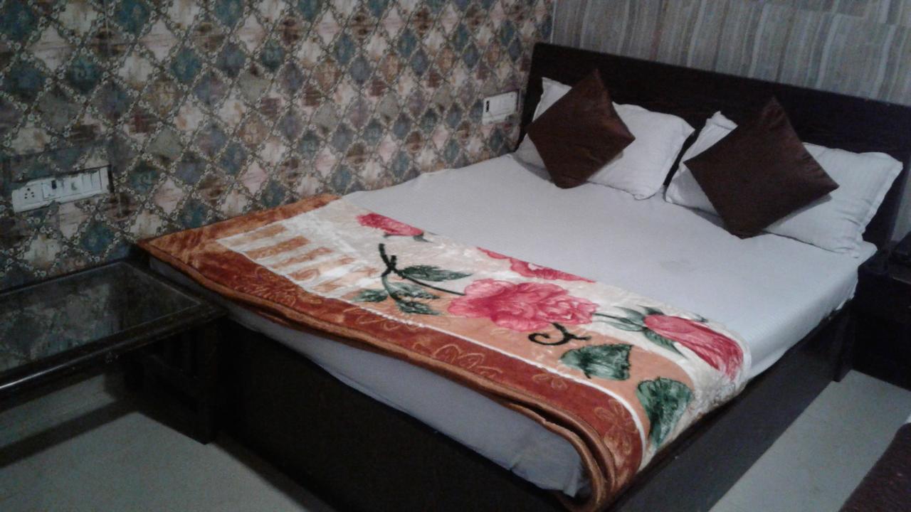 Hotel Majesty Palace 孟买 外观 照片