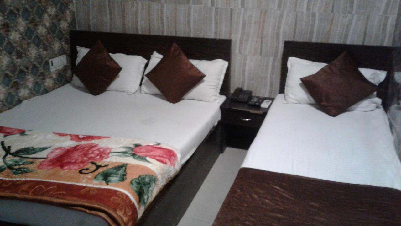 Hotel Majesty Palace 孟买 外观 照片
